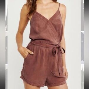 Abercrombie & Fitch Romper